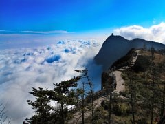 成都機場包車到峨眉山旅游