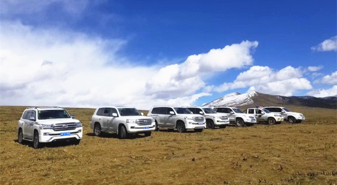 成都租越野車