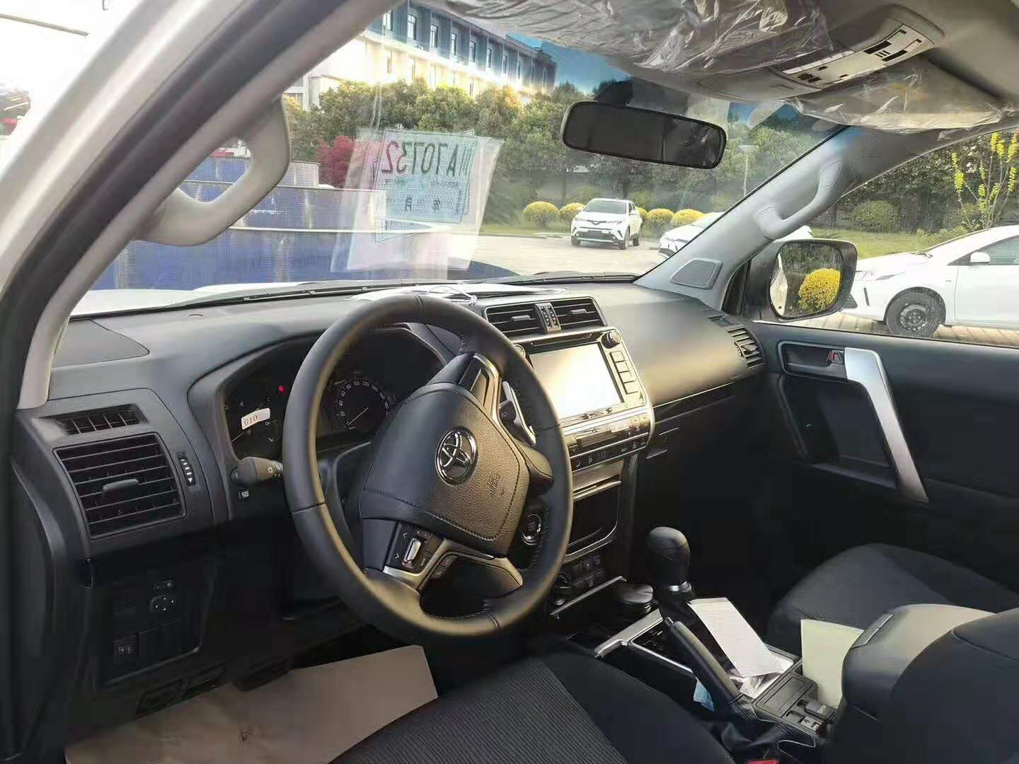 成都越野車