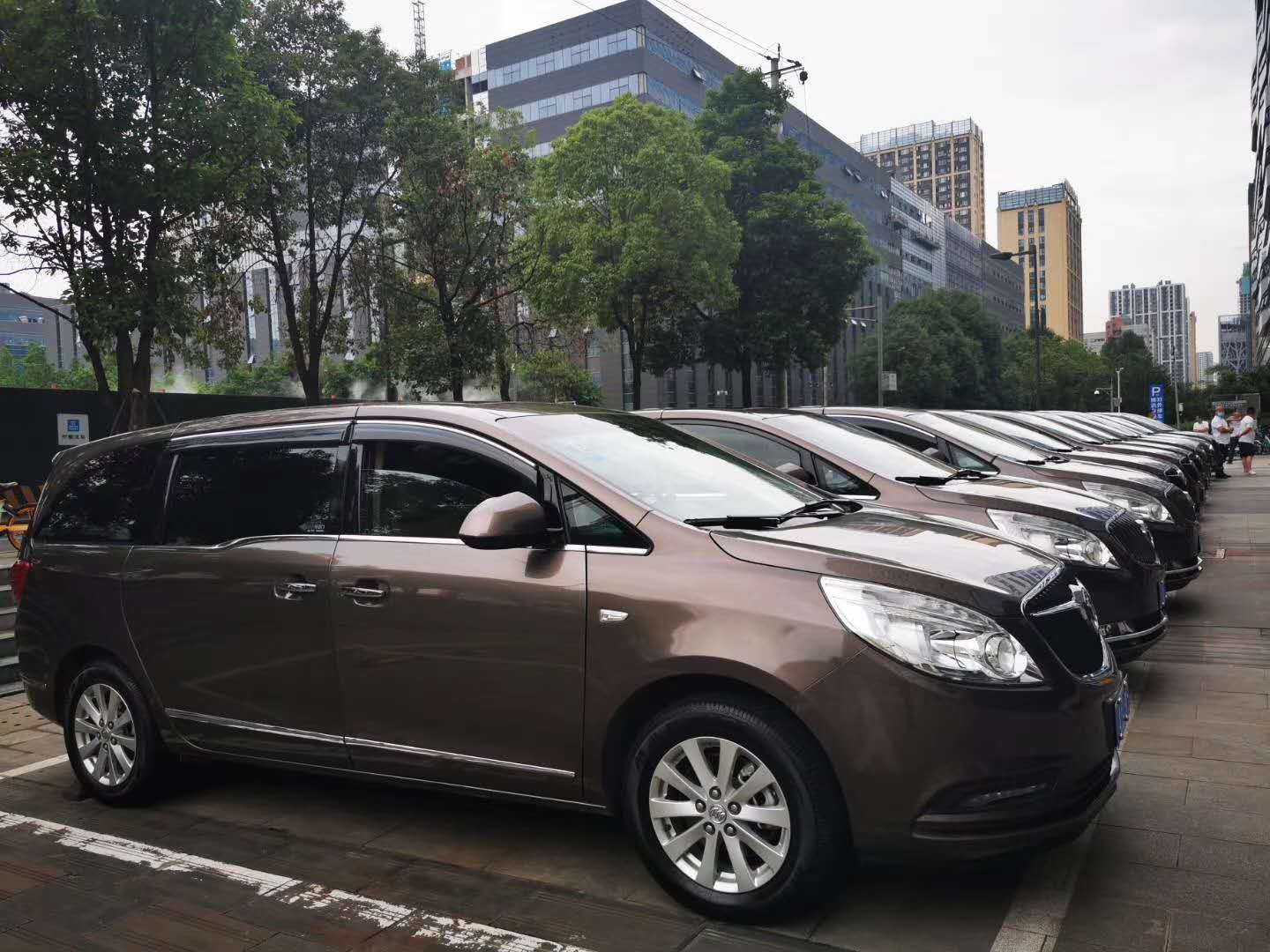 租別克商務