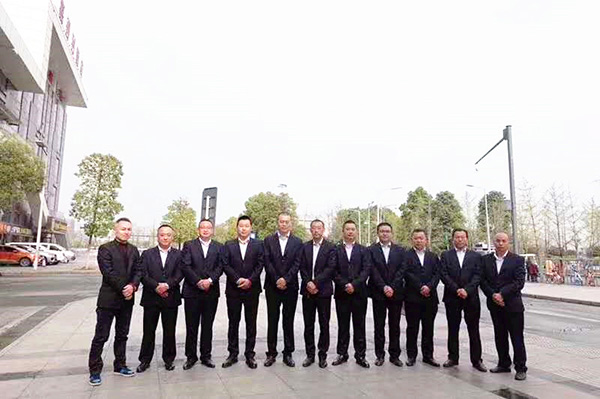 成都代駕租車